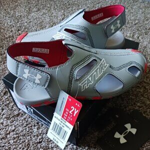 Under Armour Fat tire sandals 2Y